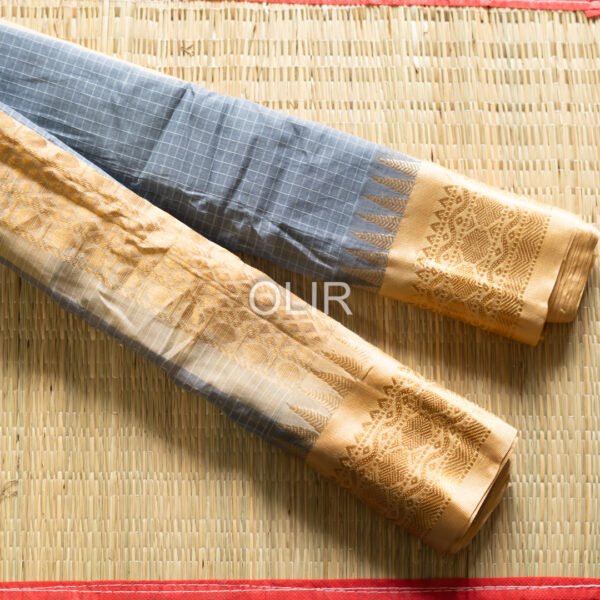 Grey with Beige Gadwal Cotton Saree