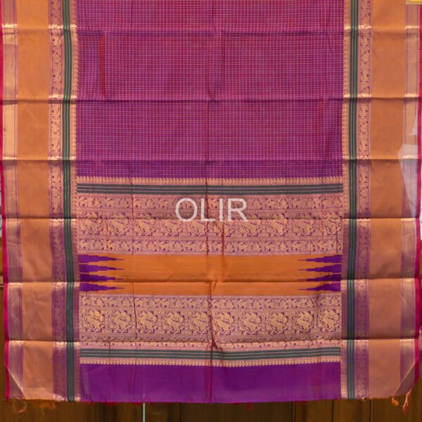 Magenta Lakshadeepam