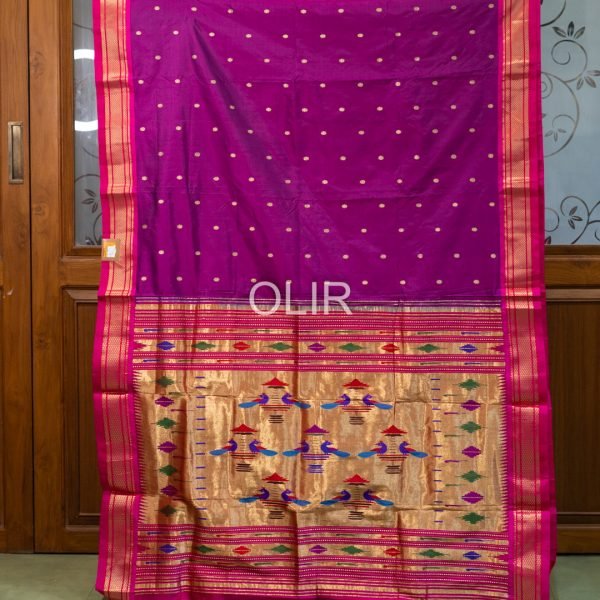 Magenta and Purple Pure Silk Handwoven Paithani Saree
