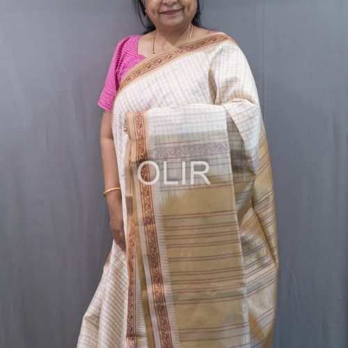 Off-White Body with Contrast Pallu Silk Cotton Saree with Lakshadeepam Motifs