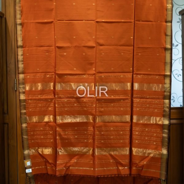 MSC139-2.jpg Rust Orange Diamond Butti Saree