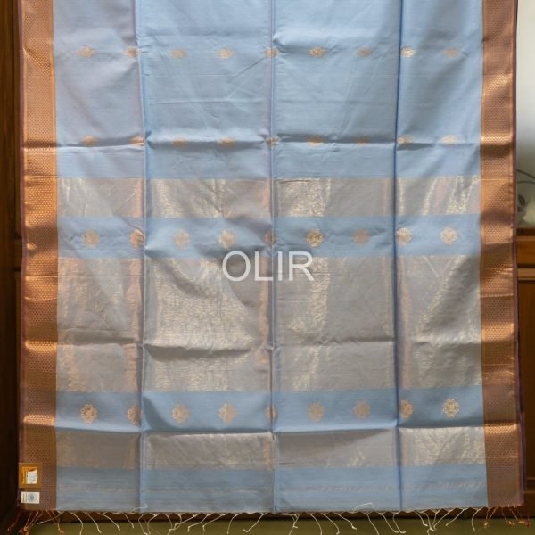 MSC142-1.jpg Maya Blue Floral Motif Saree