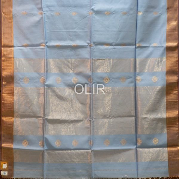 MSC142-2.jpg Maya Blue Floral Motif Saree