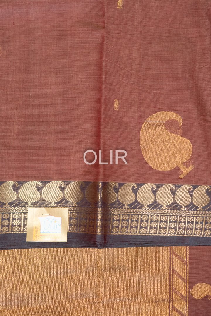 Handwoven Kanchi Cotton Saree – Mauve with Gold Zari Border - Image 3