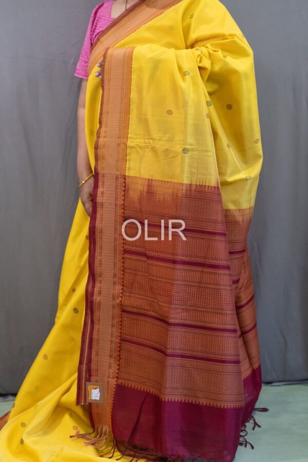 Handwoven Kalakshetra Silk Cotton Saree – Lemon Yellow & Maroon