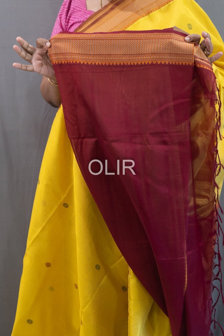 Handwoven Kalakshetra Silk Cotton Saree – Lemon Yellow & Maroon - Image 3