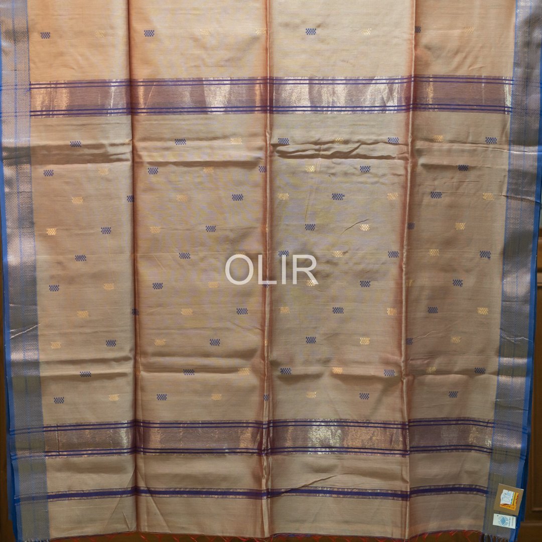 Fawn Geometric Butti Saree - Image 2